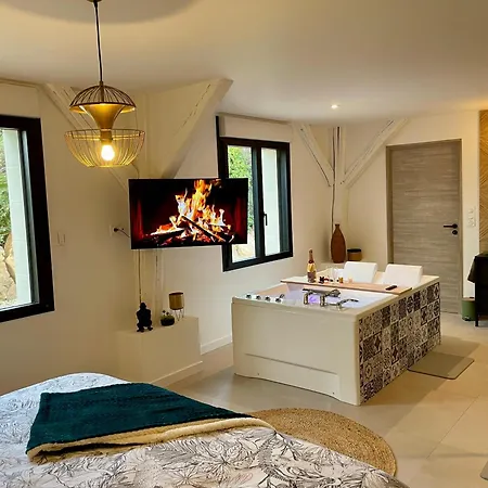 Balnéo - Domaine Des Varennes Casa vacanze Louresse-Rochemenier